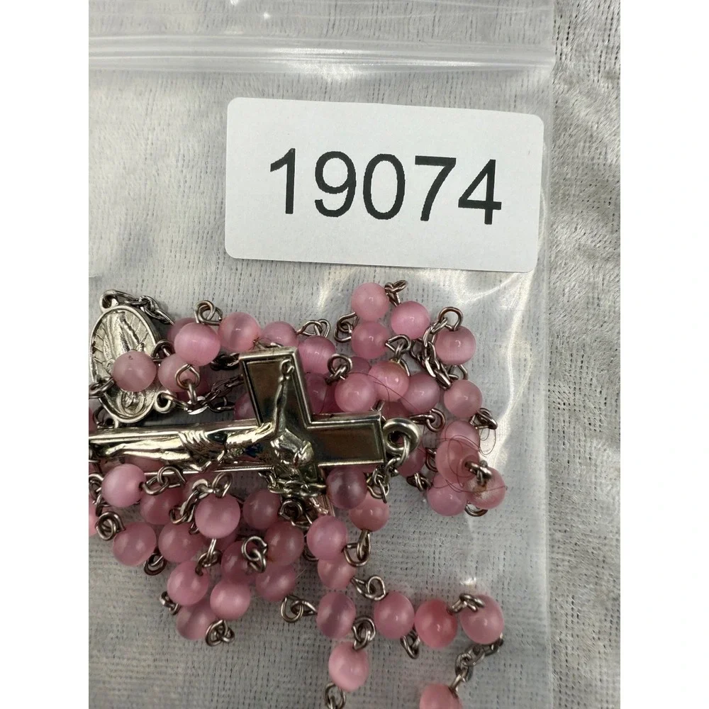 Vintage Rosary Necklace‎ Christian Religious Pink Glass 34